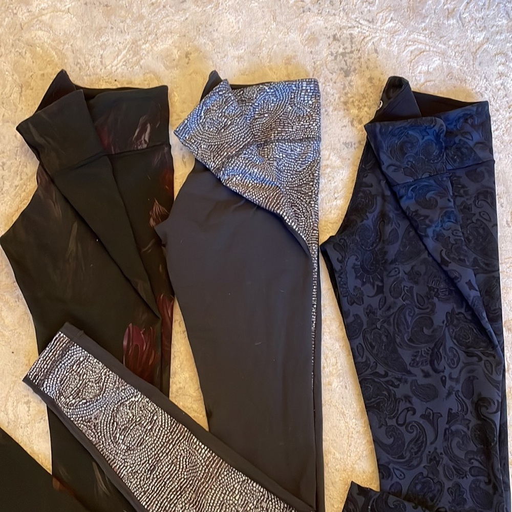 Bundle of 3 size 4 luon wunder unders